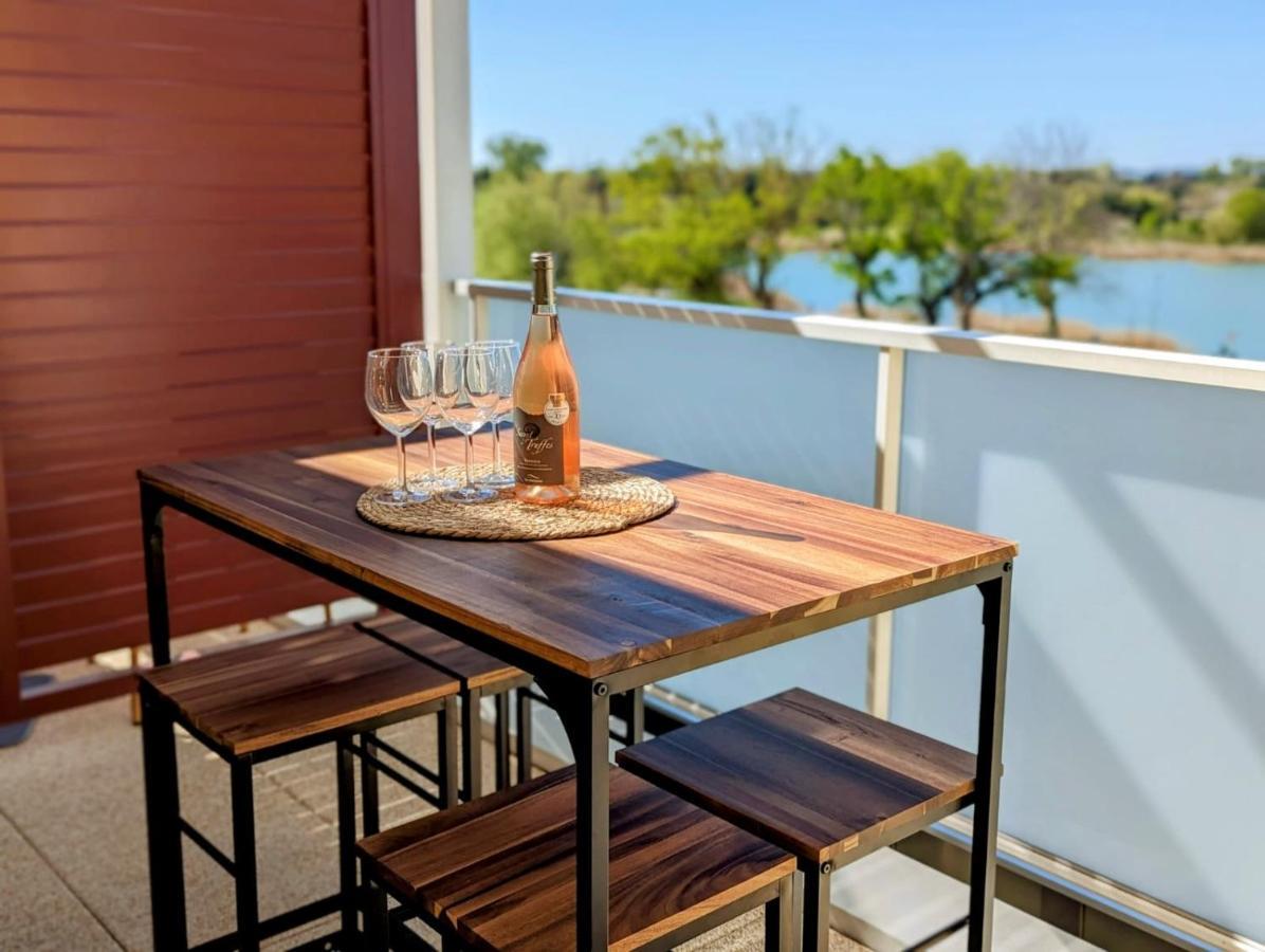 Lakeside Provence - Appartement 4 Etoiles Face Au Lac De Monteux Kültér fotó
