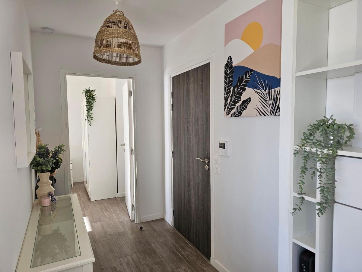 Lakeside Provence - Appartement 4 Etoiles Face Au Lac De Monteux Kültér fotó
