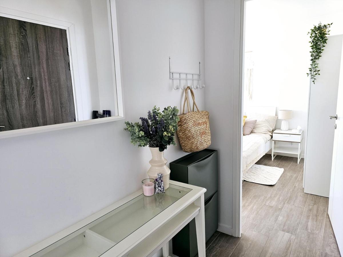Lakeside Provence - Appartement 4 Etoiles Face Au Lac De Monteux Kültér fotó