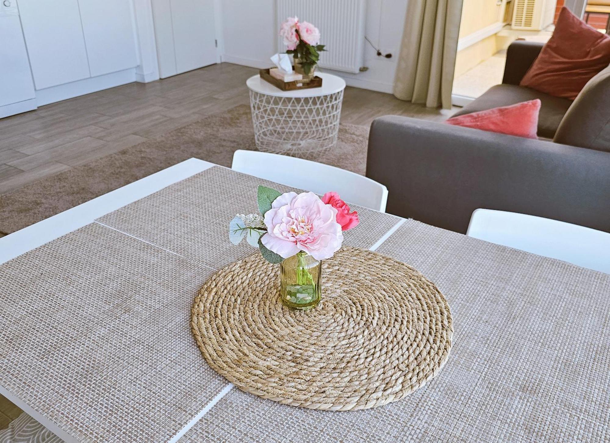 Lakeside Provence - Appartement 4 Etoiles Face Au Lac De Monteux Kültér fotó
